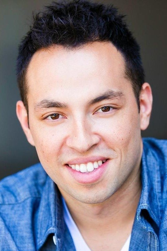 A headshot of Edsson Morales.