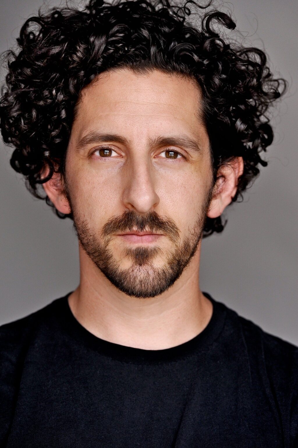 A headshot of Adam Shapiro.