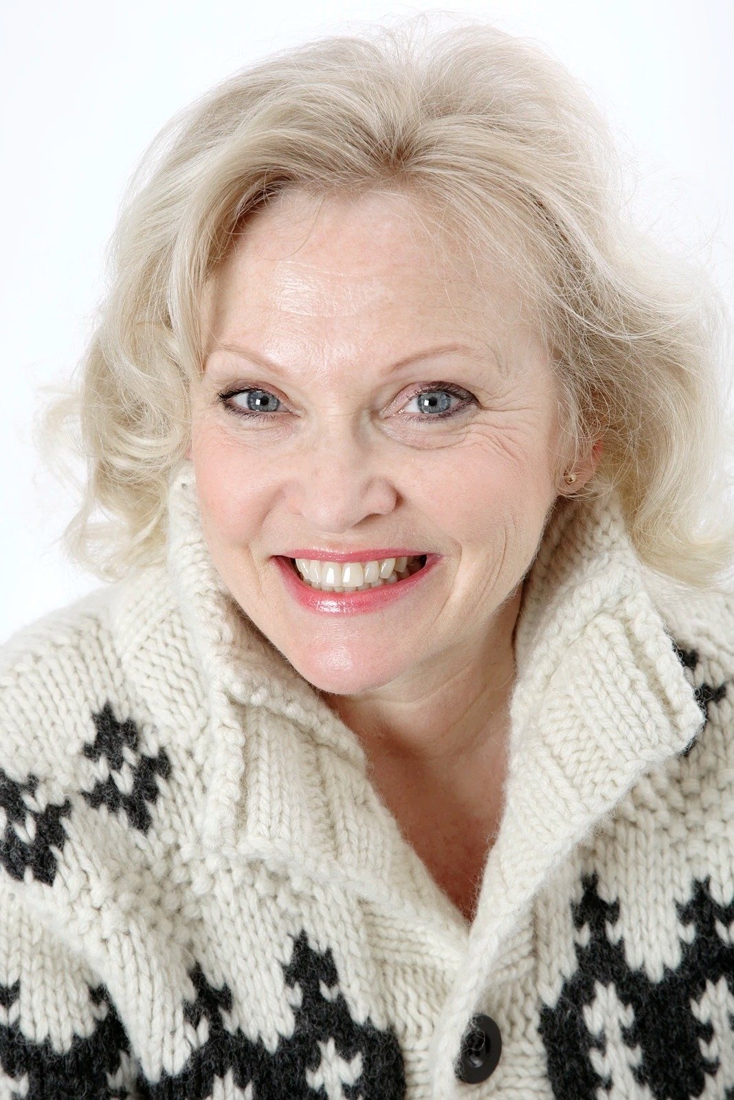 A headshot of Sandra Dickinson.
