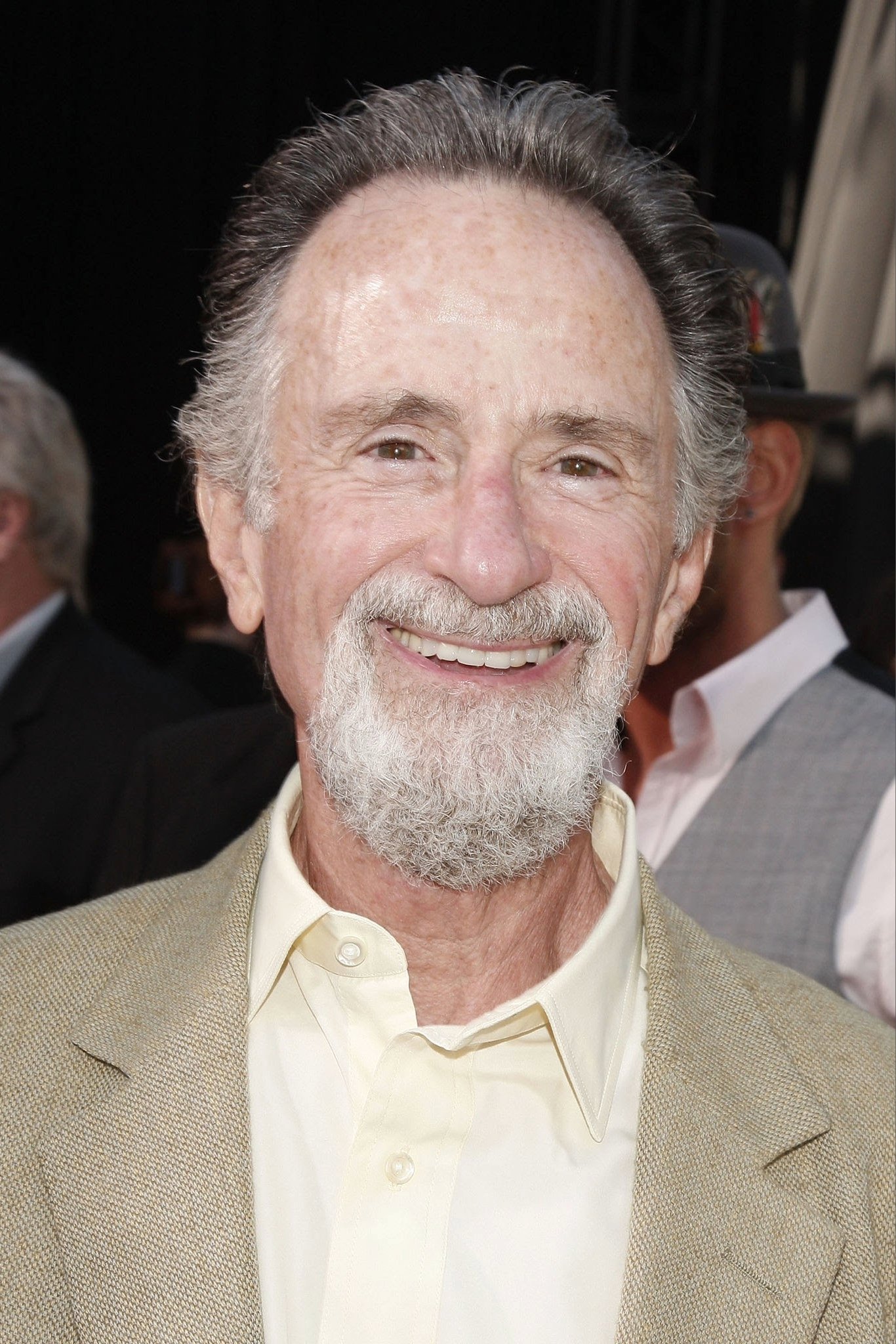 A headshot of Lawrence Gordon.