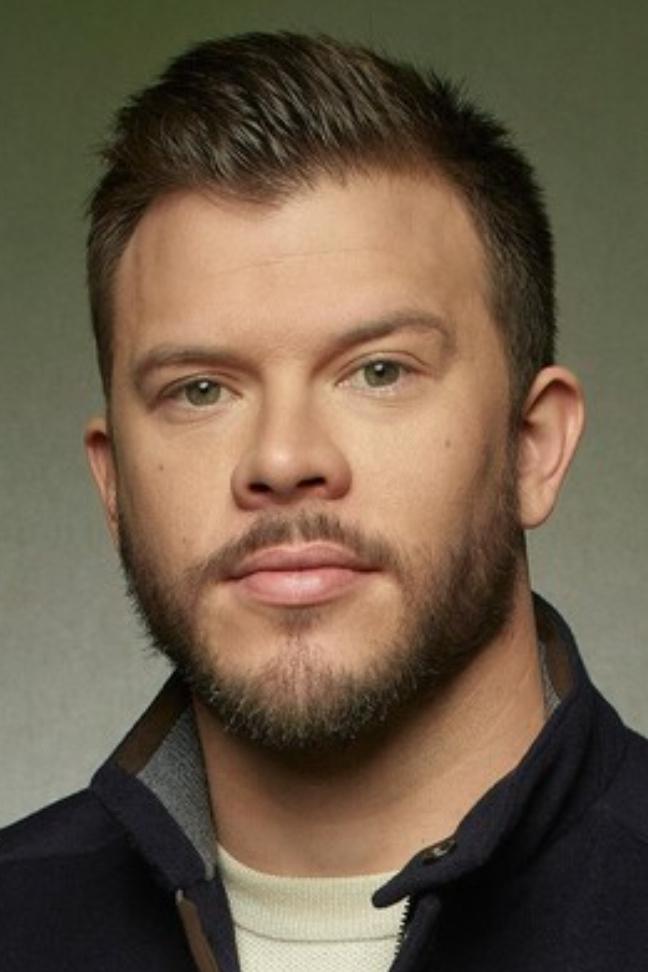 A headshot of Jimmy Tatro.