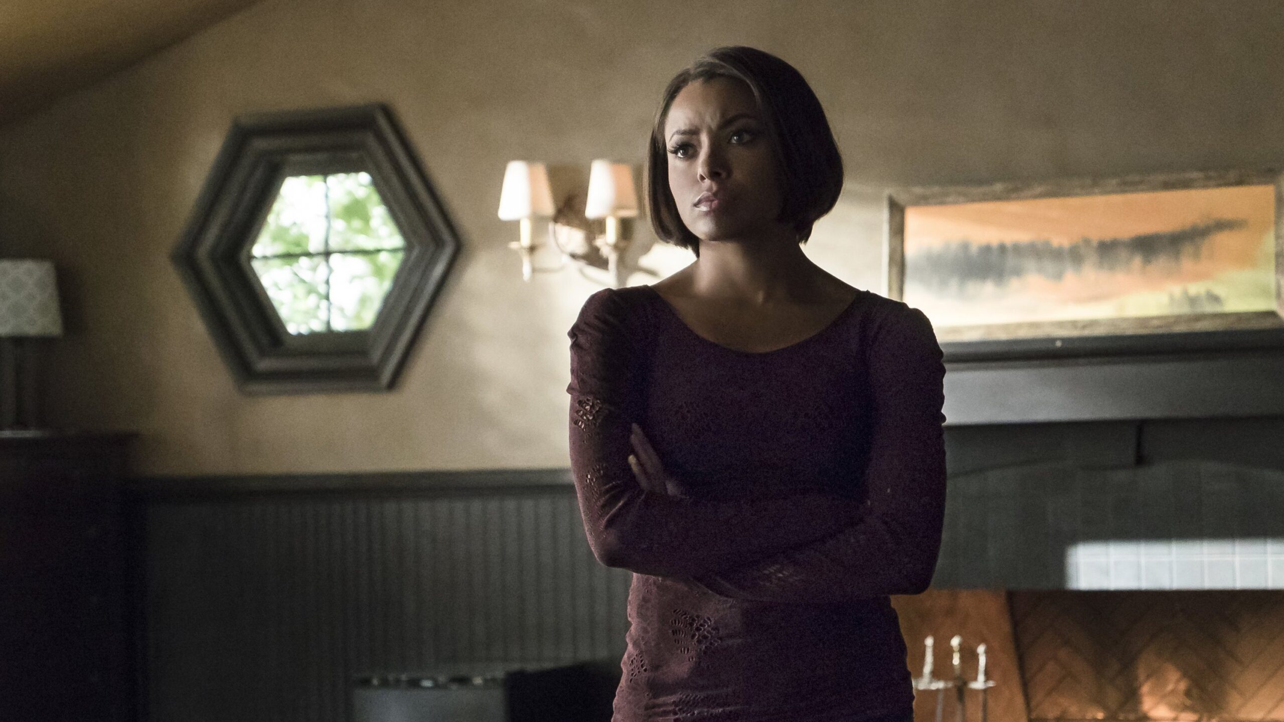 Production still from The Vampire Diaries – S6E17: “A Bird in a Gilded Cage”.