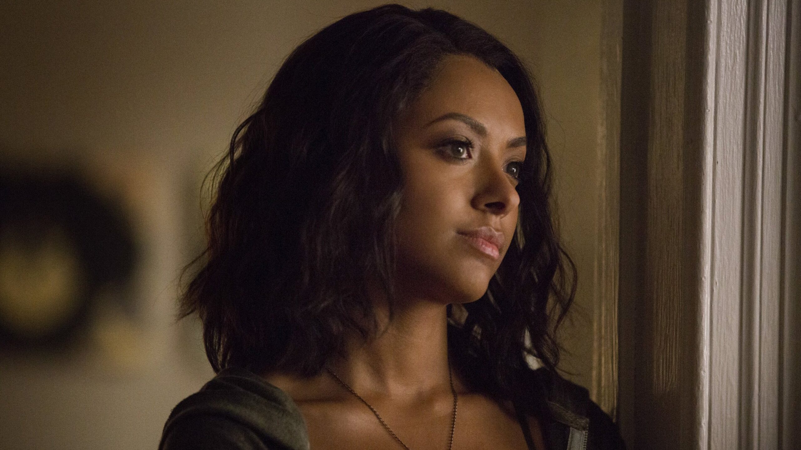 Production still from The Vampire Diaries – S8E2: “Today Will Be Different”.