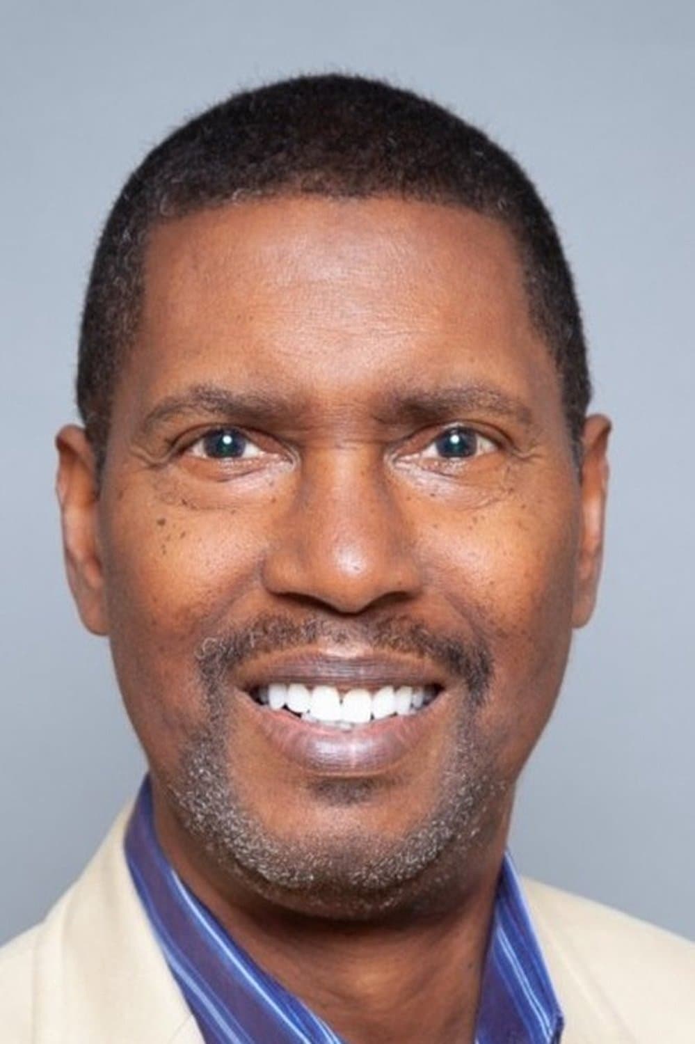 A headshot of Kevin Hooks.