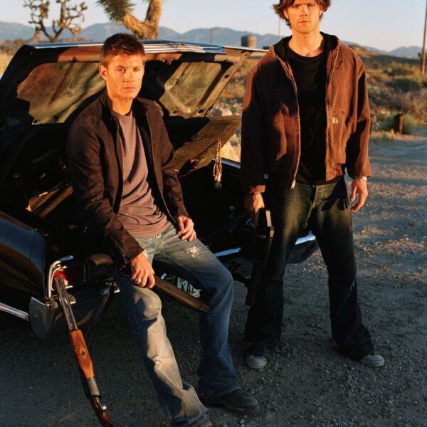 Jensen Ackles as Dean and Jared Padalecki as Sam with the Impala in Supernatural Season 1.