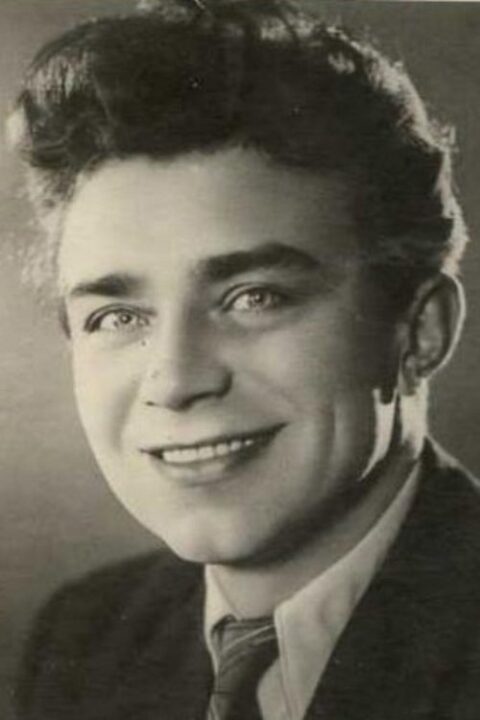 Mikhail Kuznetsov Headshot