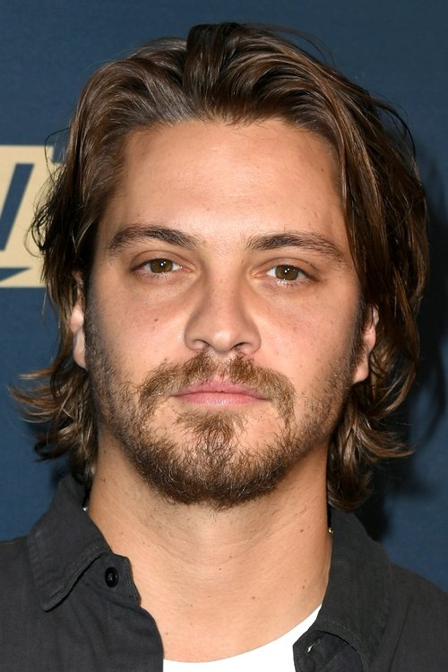 Luke Grimes Headshot