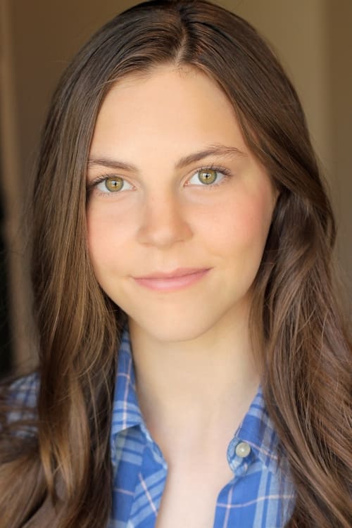 Kaitlyn Dias Headshot