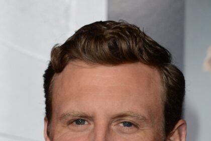 A headshot of Ruben Fleischer.