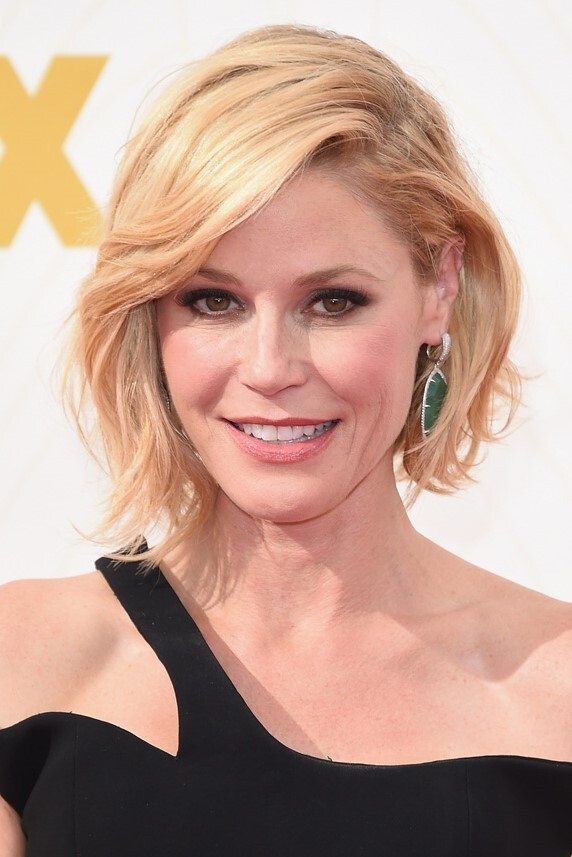 A headshot of Julie Bowen.
