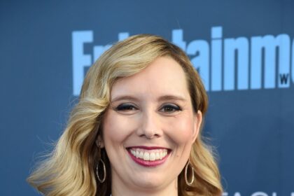 A headshot of Allison Schroeder.