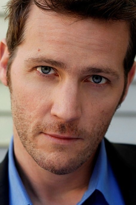 A headshot of Graham Abbey.