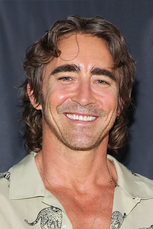 A headshot of Lee Pace.