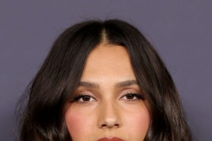 A headshot of Arianna Rivas.