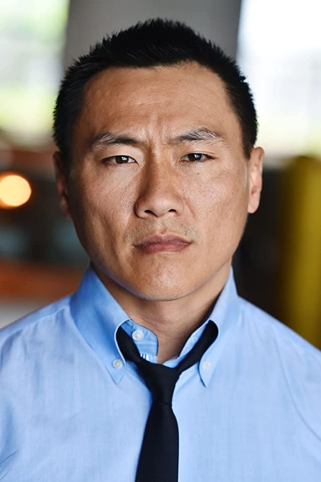 A headshot of Fernando Chien.