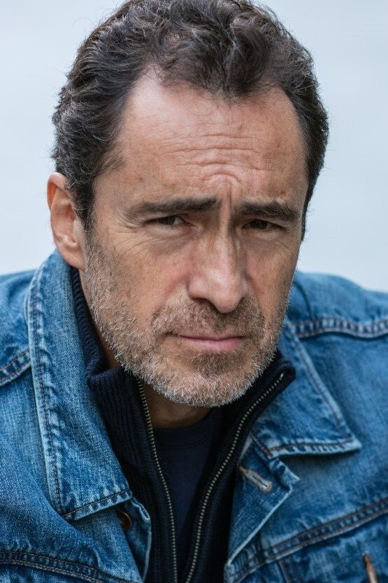 A headshot of Demián Bichir.