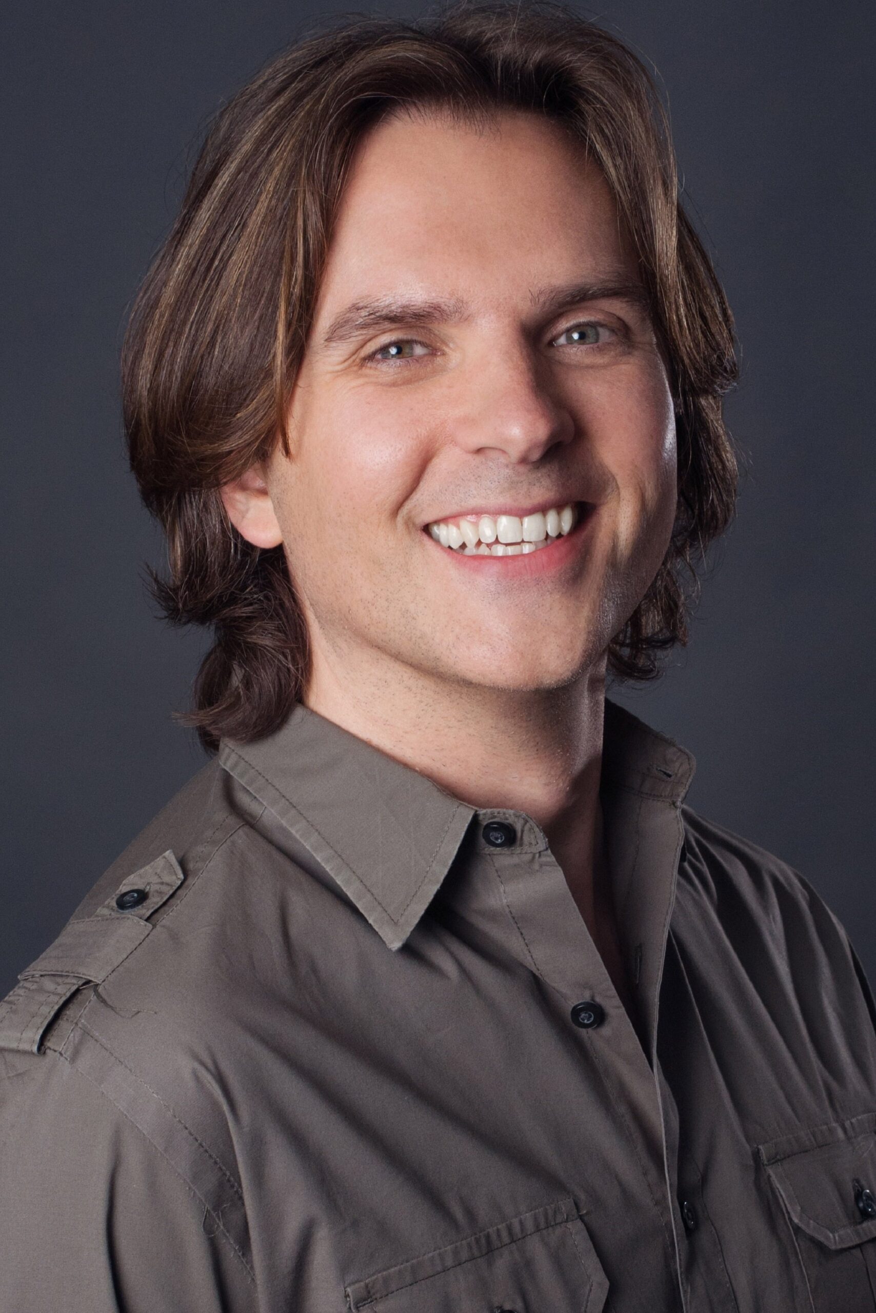 A headshot of Byron Howard.