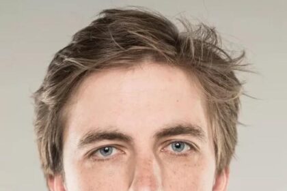 A headshot of Aleksandr Pal.