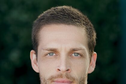 A headshot of Wade Briggs.