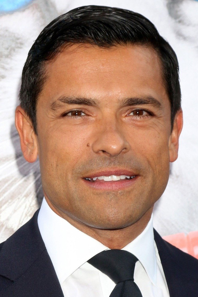 A headshot of Mark Consuelos.