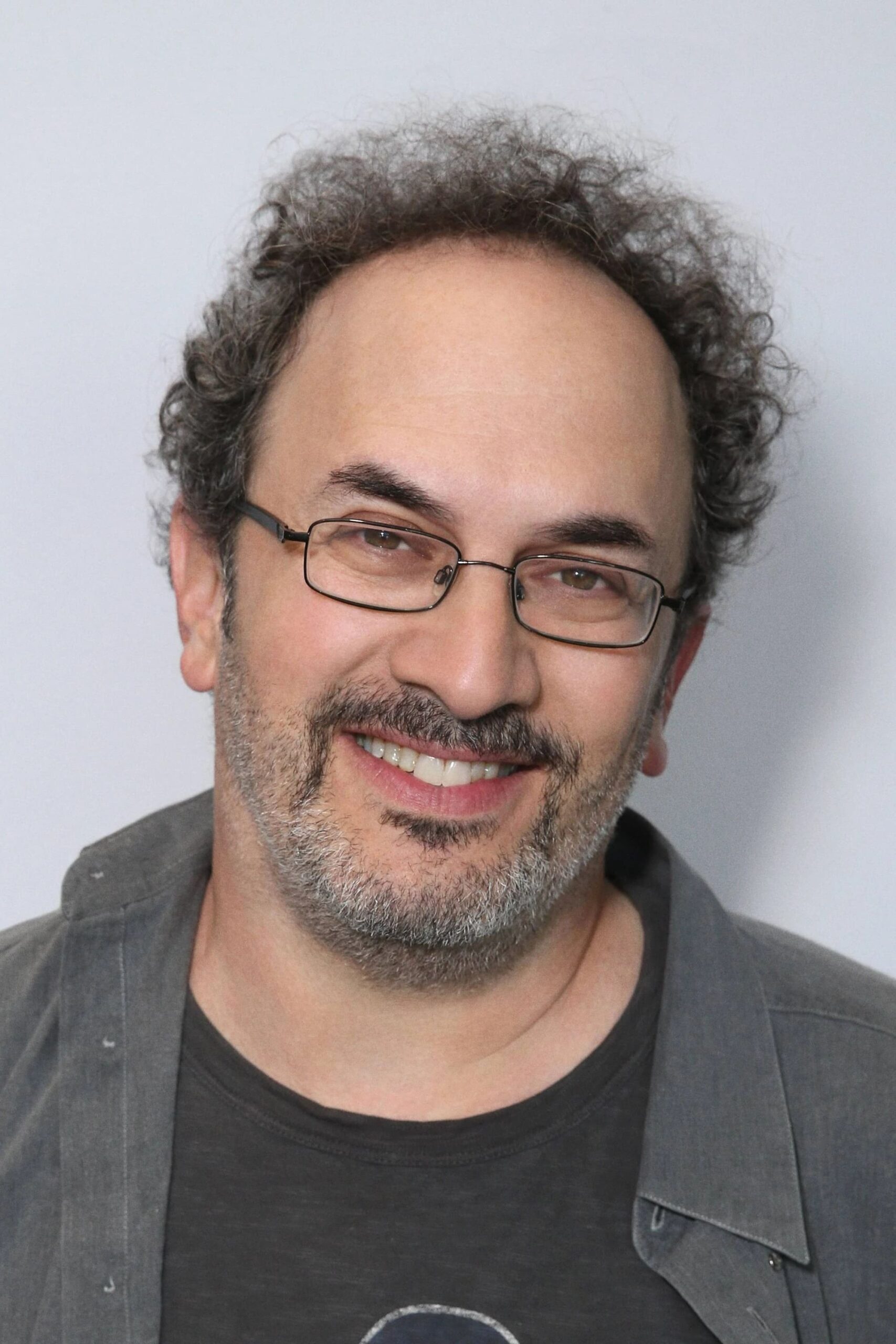 A headshot of Robert Smigel.