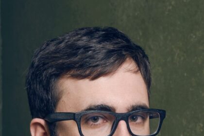 A headshot of Jared Hess.