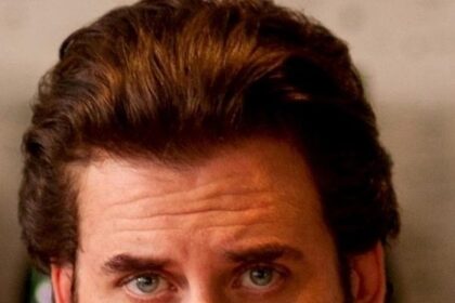 A headshot of Lachy Hulme.