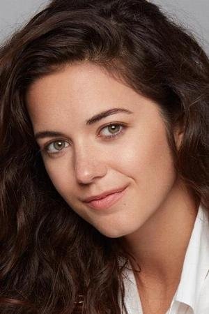 A headshot of Elle Vertes.